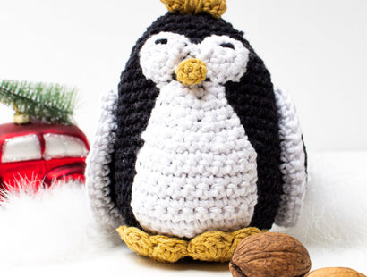 Hoooked Christmas Penguin