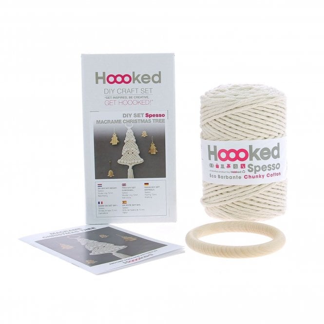 MacramÃ© Christmas Tree Crafting Kit - Hoooked